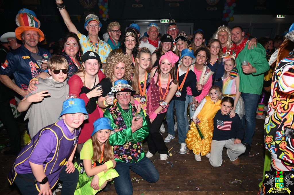../Images/Steegfeest XL 110.jpg